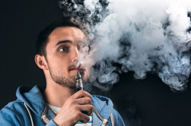 vapeo_afecta_a_la_fertilidad_en_hombres_y_mujeres.jpg