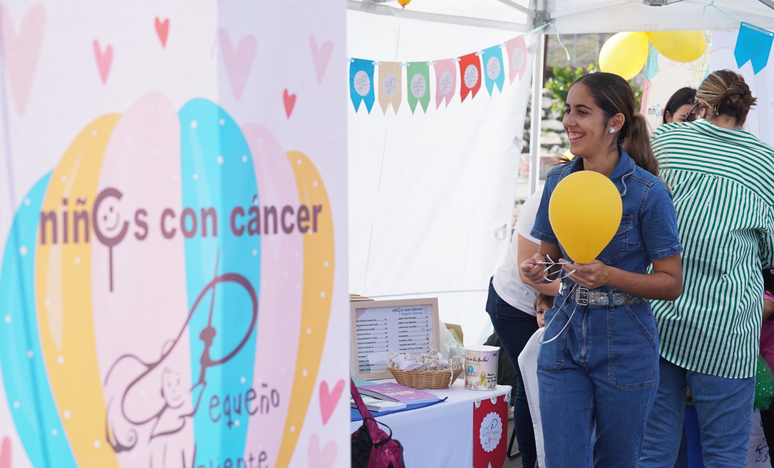 Llaveros de Tela - Asociación Contra el Cáncer Infantil y de Adolescentes