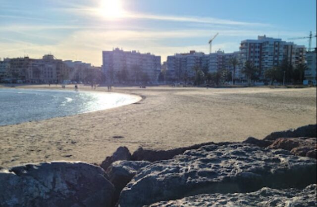 fallece un hombre en la playa de Port de Sagunt