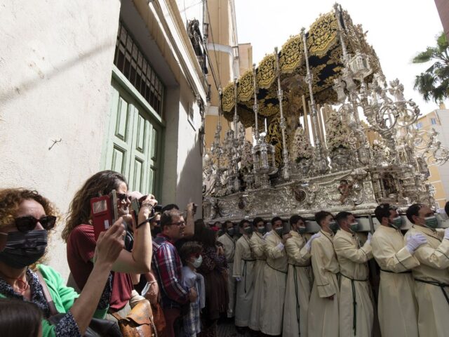 Imagen de la Semana Santa de Málaga. EFE
