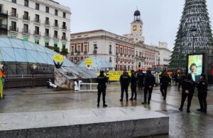 Greenpeace en la Puerta del Sol