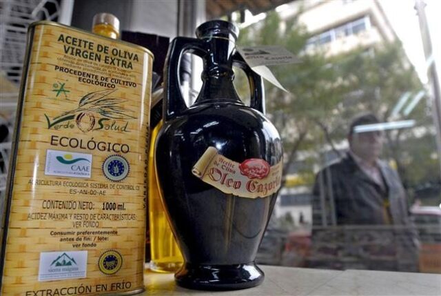 ¡MÁS DE 10 EUROS DEL LITRO! Este es el precio del aceite de oliva que se pagará en Torrevieja en 2024