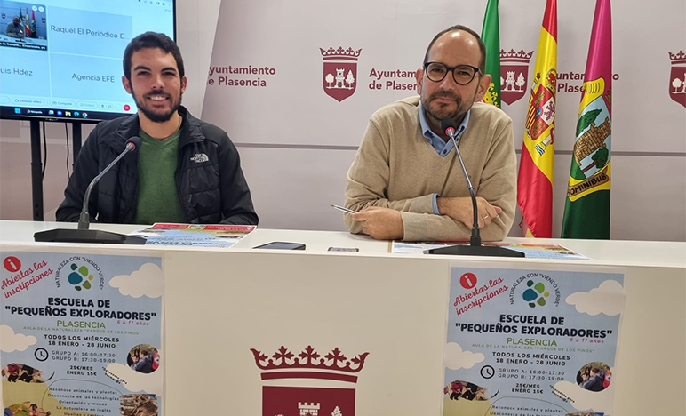 La Brigada Verde de Plasencia continúa con los talleres de eco-manualidades  para niños en el parque de Los Pinos en  - Toda la  información, noticias, eventos, turismo  en Extremadura