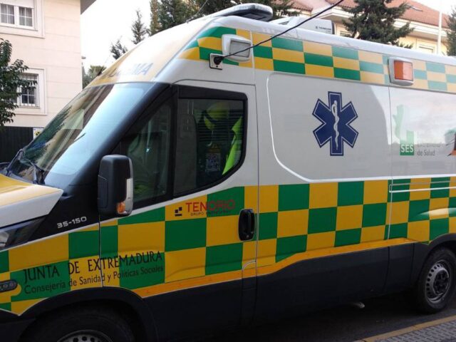 Imagen de archivo de una ambulancia. Europa Press
