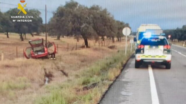 ÚLTIMA HORA | Tragedia en la provincia de Cáceres: fallece un cacereño de 60 años tras una salida de la vía en la EX-119 cerca de Navalmoral de la Mata