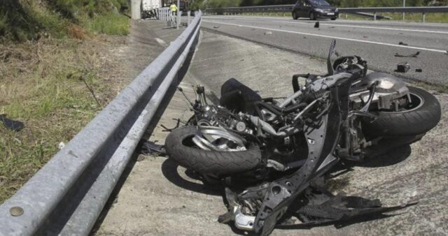ÚLTIMA HORA | Horror en las carreteras de Badajoz: trasladado al hospital grave un joven de 20 años tras ser arrollado por un coche en la