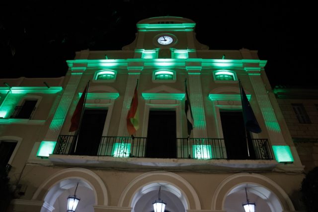 Fachada-Ayuntamiento-color-verde