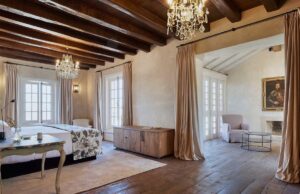 Casarte (o alojarte) en un palacio ahora es posible en España gracias a Vestige Collection Palacio de Figueres