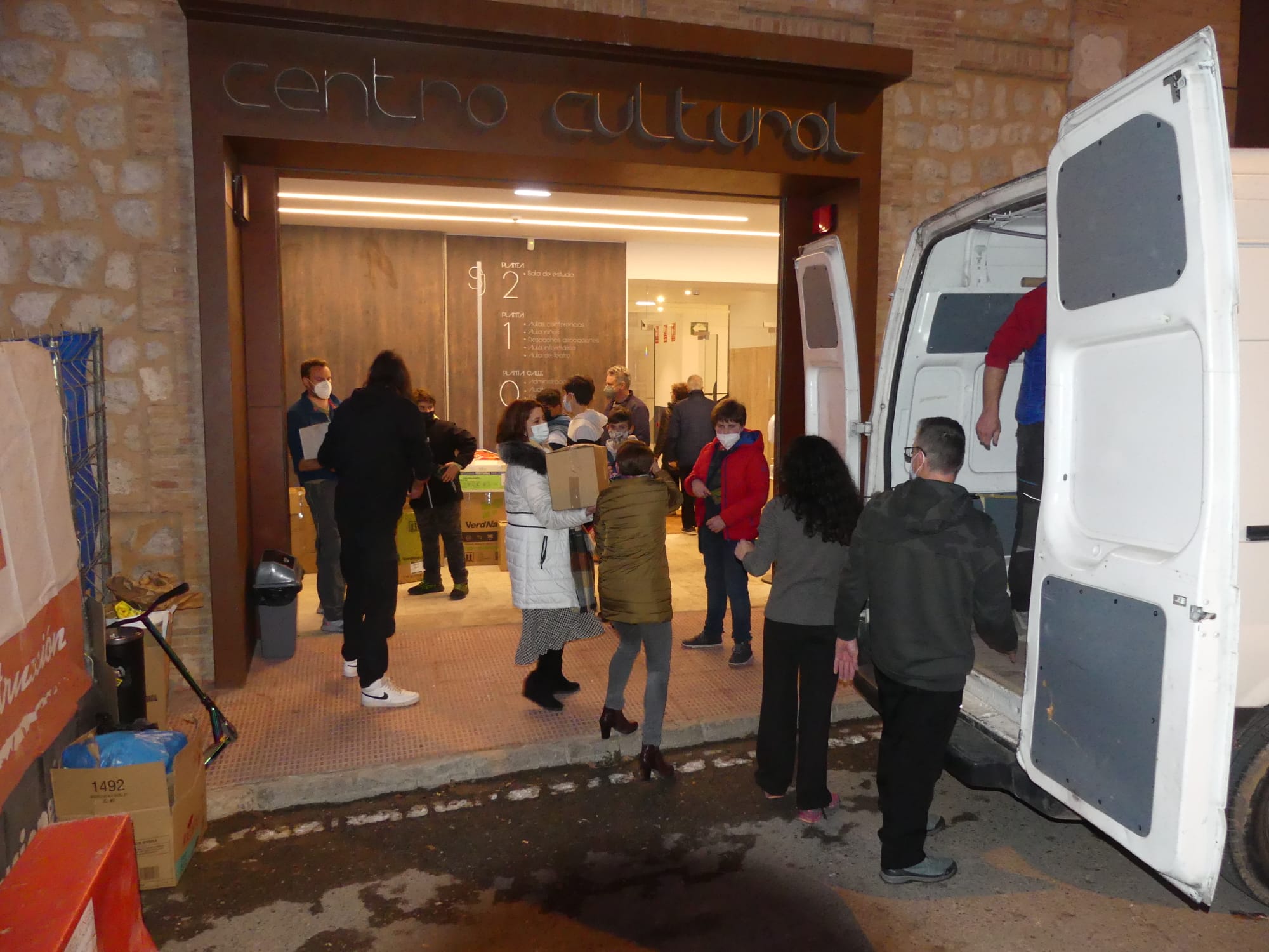 La recogida de materiales con destino a Ucrania en el Centro Sociocultural San JuliÃ¡n de Teruel se prolonga hasta el 17 de marzo