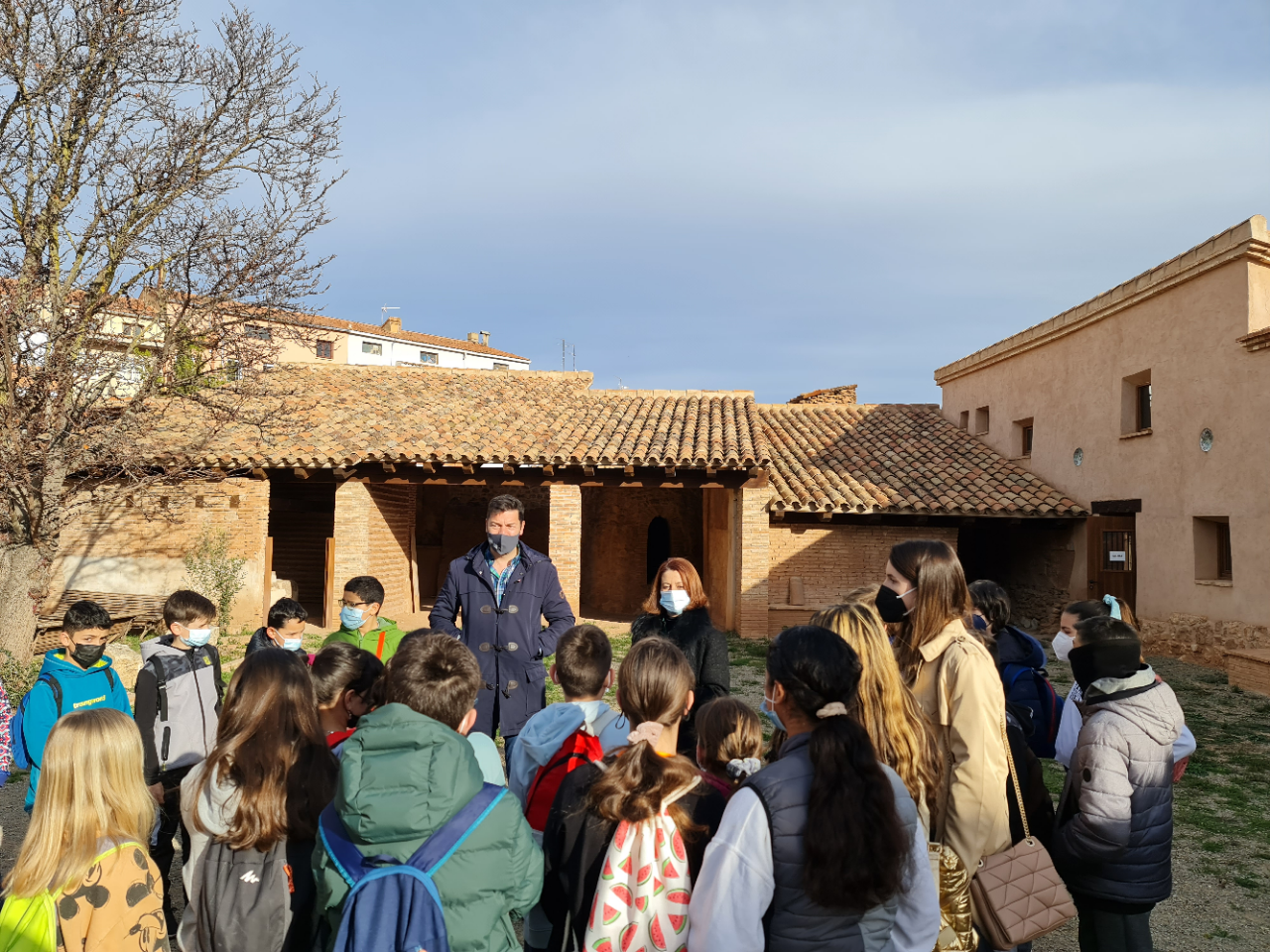 Alumnos del Colegio Miguel VallÃ©s visitan los Alfares de los Hermanos GÃ³rriz en Teruel