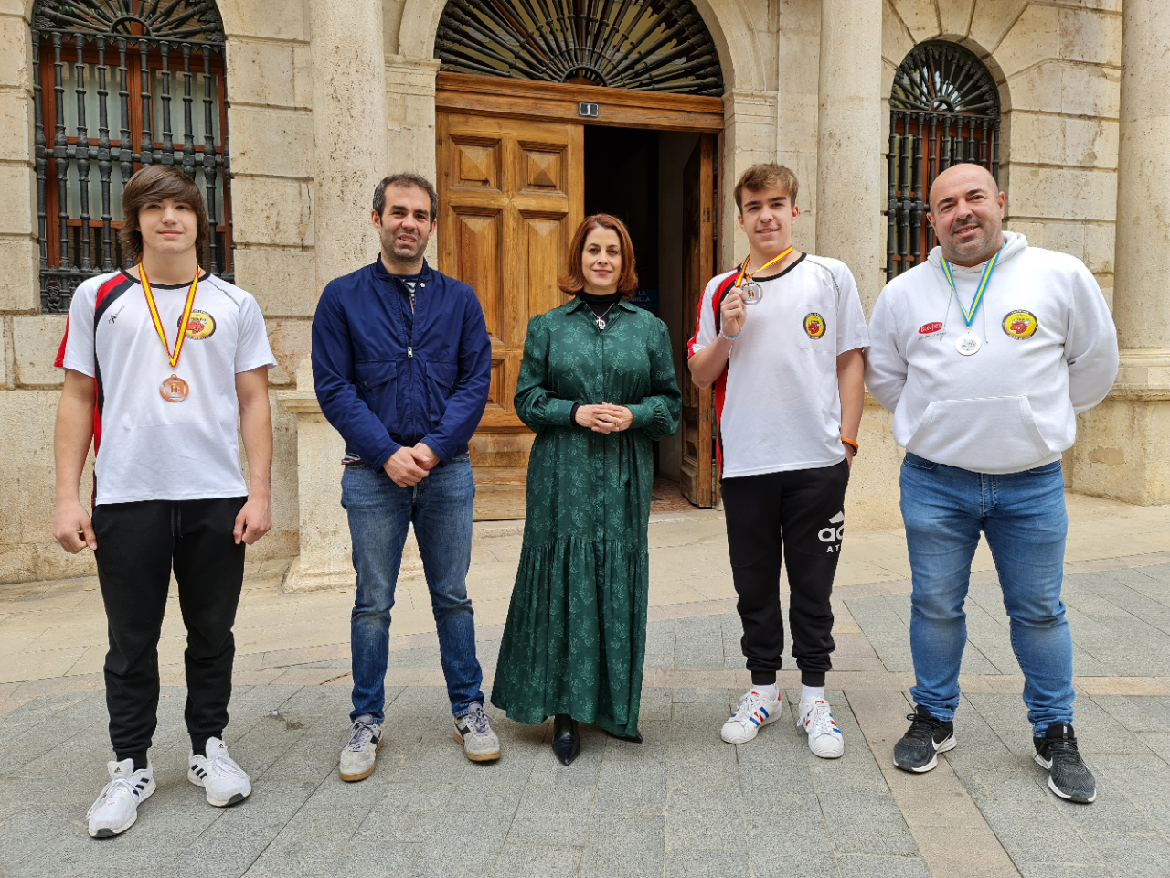 El Ayuntamiento de Teruel felicita a los hermanos BenÃ­tez del Club Taekwondo Ciudad de Teruel por sus medallas de plata y bronce en el Campeonato de EspaÃ±a Junior