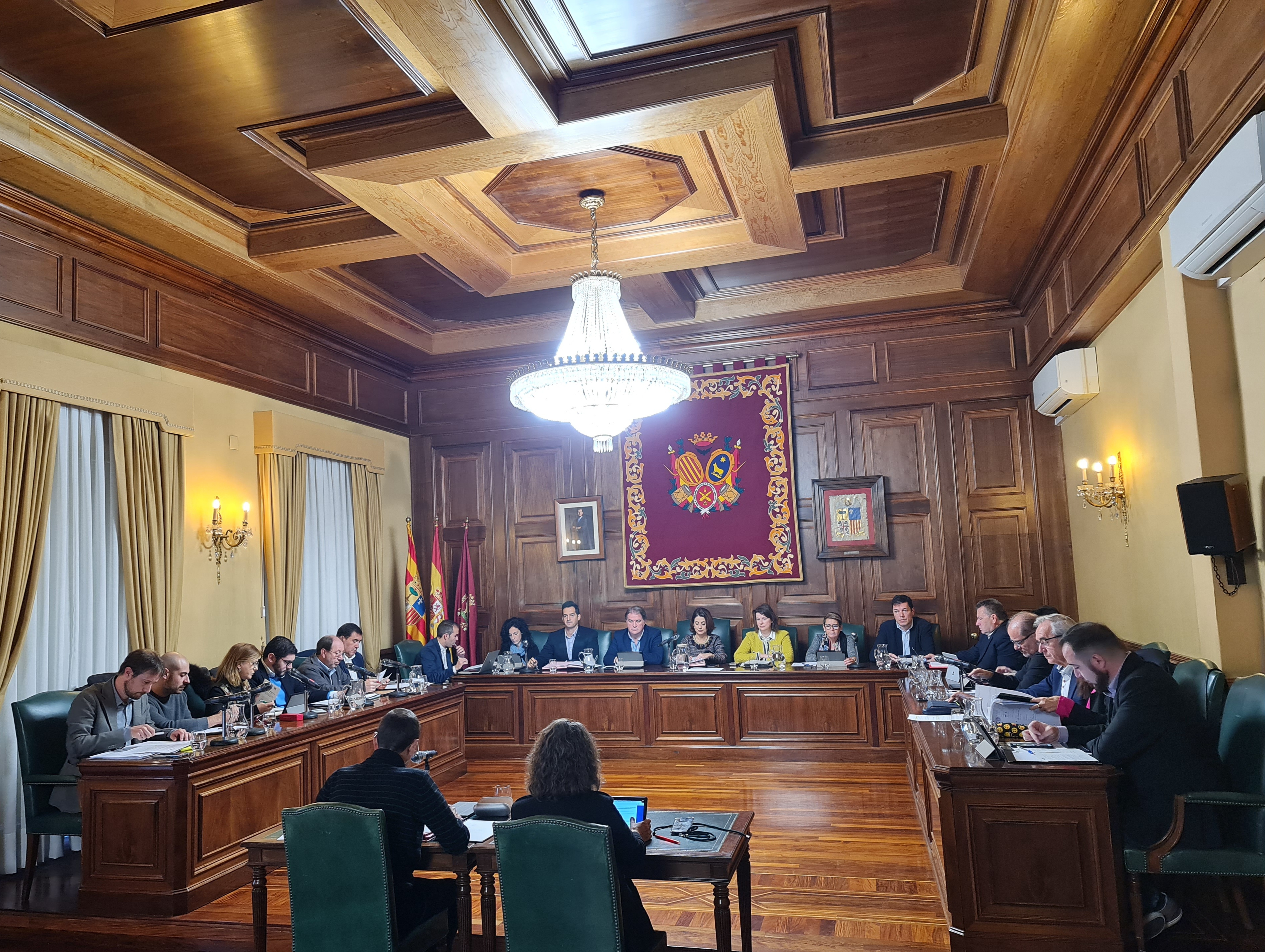 El pleno del Ayuntamiento de Teruel aprueba la gratuidad del autobÃºs urbano para menores hasta 8 aÃ±os incluido a partir de 2023
