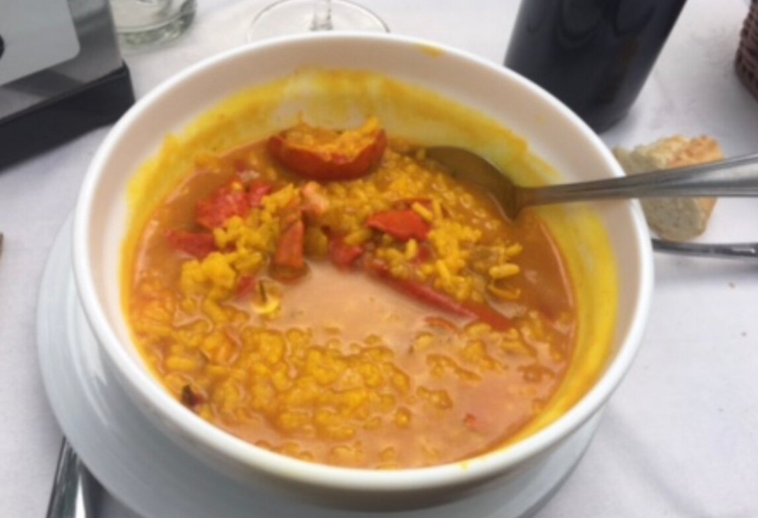 arroz con chincheta en un restaurante de leganés