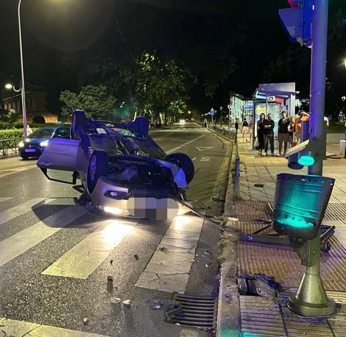 Espectacular accidente en Alcorcón cerca del metro Parque de Lisboa2