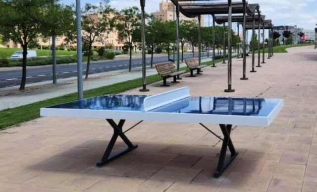 mesas de ping pong alcorcón mobiliario urbano tableros de ajedrez