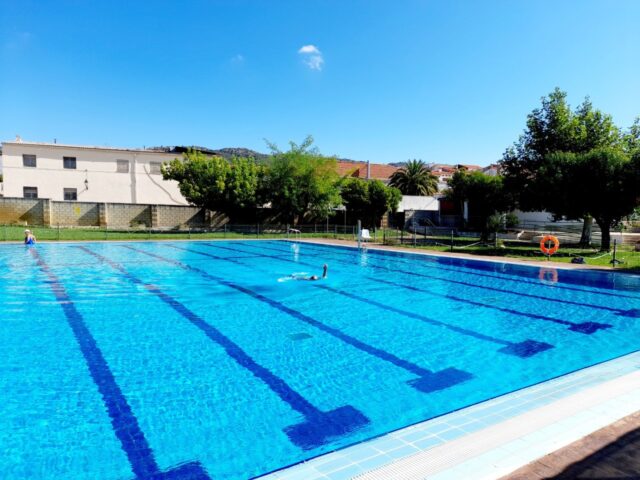 En estado grave un niño de 5 años al ahogarse en una piscina de Badajoz