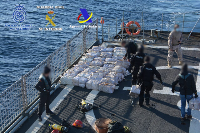 Detenidos 11 personas al intentar robar el alijo de cocaína del interior del barco Nehir