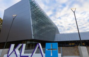 KLA vincula el coste de la deuda en una instalación de $ 1.5 mil millones con las emisiones y el progreso de la energía renovable