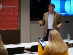 El Colegio de Economistas apoya el tejido productivo sevillano con una sesión de formación a la Asociación de Empresarias