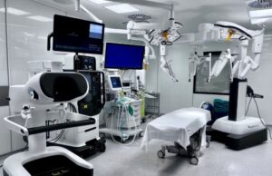 La Fundación Jiménez Díaz incorpora el Da Vinci 5 y completa su programa de cirugía robótica