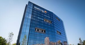 Naturgy mejora sus resultados un 6,4% en 2025
