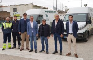 Surtruck entrega dos hidrolimpiadores eléctricos con tecnología sostenible para reforzar el mantenimiento viario de Mairena del Aljarafe