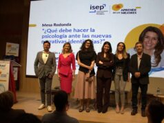 La adolescencia afronta nuevos riesgos por la presión de las redes sociales