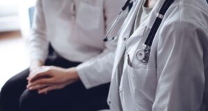 El Instituto Coordenadas alerta de que la ley sanitaria del Gobierno pone en riesgo el modelo catalán de salud