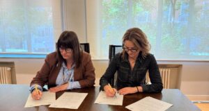 Alianza estratégica de Anis y Cesif para programas de formación en la industria farmacéutica