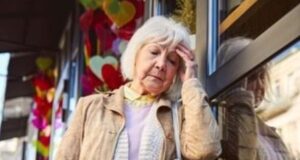 ¿Por qué cada vez más personas mayores dejan de caminar por culpa de una estenosis de canal sin saber que existe tratamiento?
