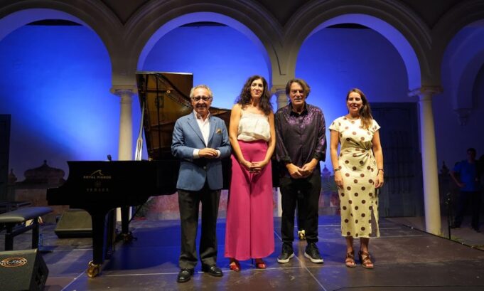 La XLVI Noche Flamenca Ecijana arranca con un lleno absoluto en el concierto de David Peña “Dorantes”
