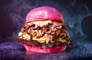 Pink Paradise lidera la competición tras convertirse en la hamburguesa favorita de Valladolid