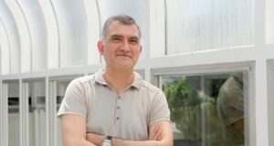 Los jóvenes en España afrontan precariedad, aislamiento y malestar emocional
