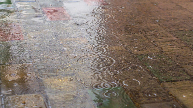 Volvió la lluvia convirtiendo a Santiago en Venecia