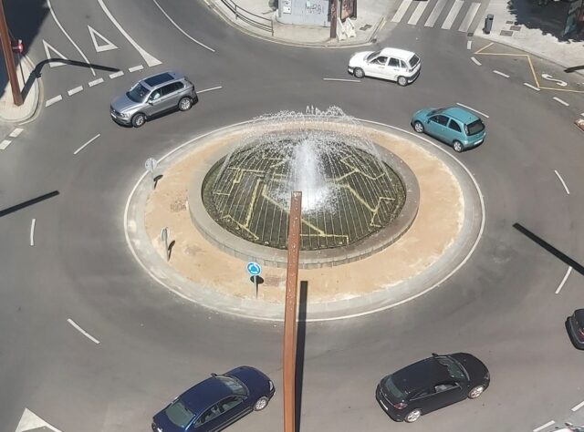 Imagen de la rotonda de la plaza Alemania.