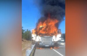 ÚLTIMA HORA | Las llamas se apoderan de la A-66: un incendio consume un camión de grandes dimensiones