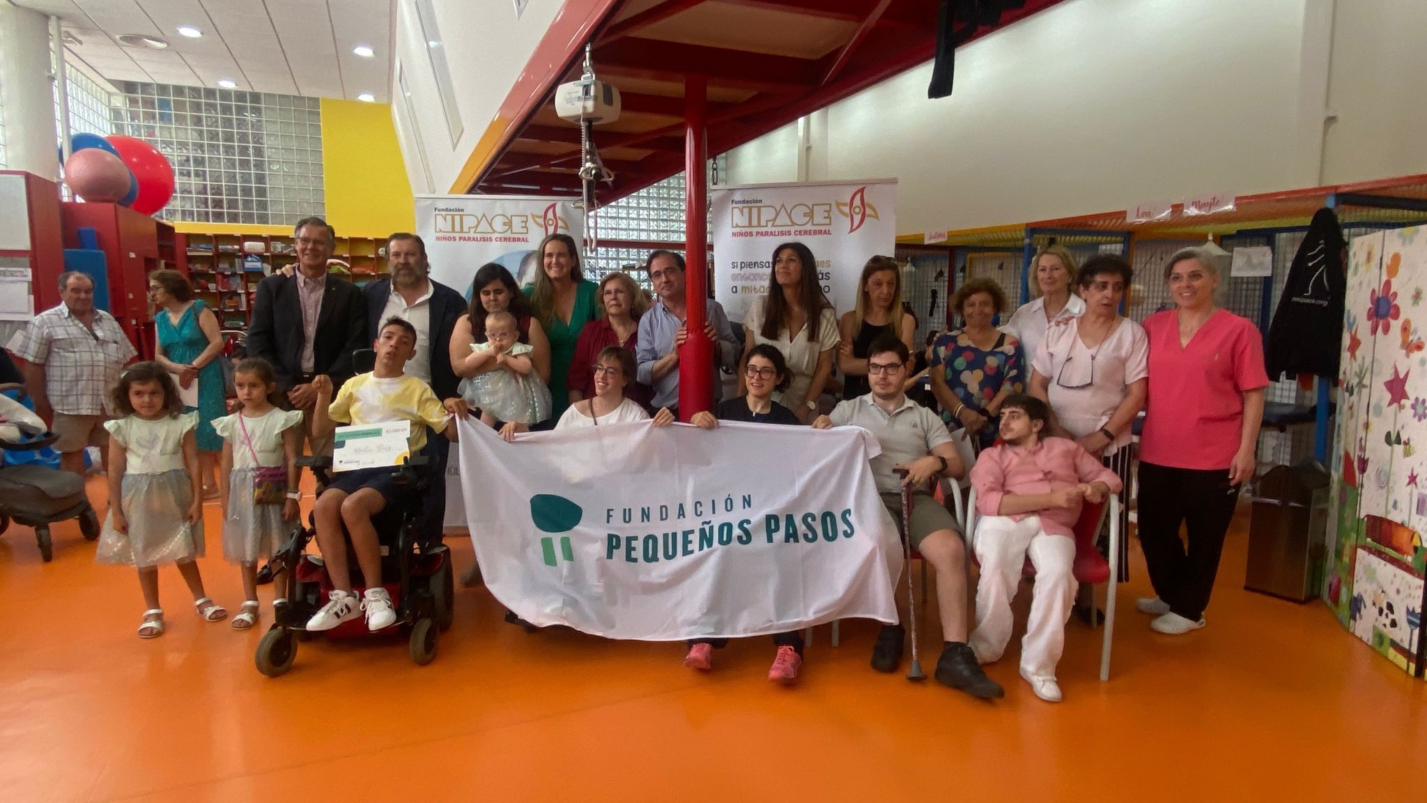 La Fundación Pequeños Pasos Ayuda A Cinco Niños Con Parálisis Cerebral A Recibir Tratamiento En