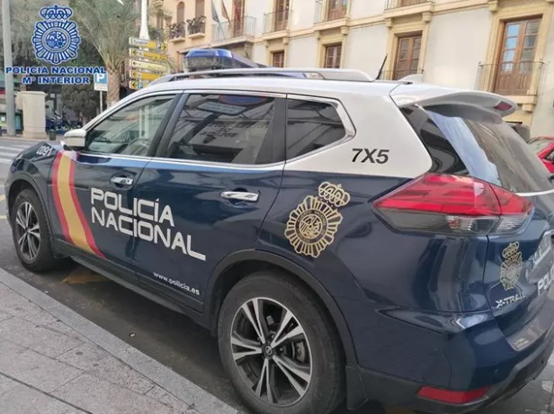 detenido por trepar a terraza para robar un patinete en Murcia