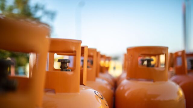 Preços do gás engarrafado superam estimativa da ERSE. Consumidores poderão poupar mais nas botijas de gás